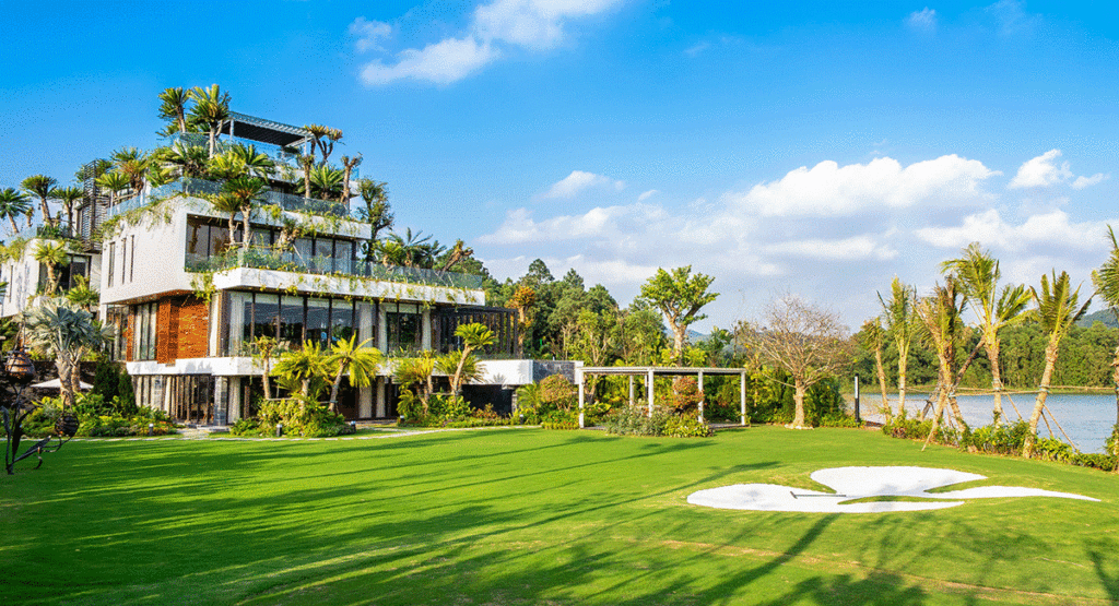 flamingo dai lai resort legend maison