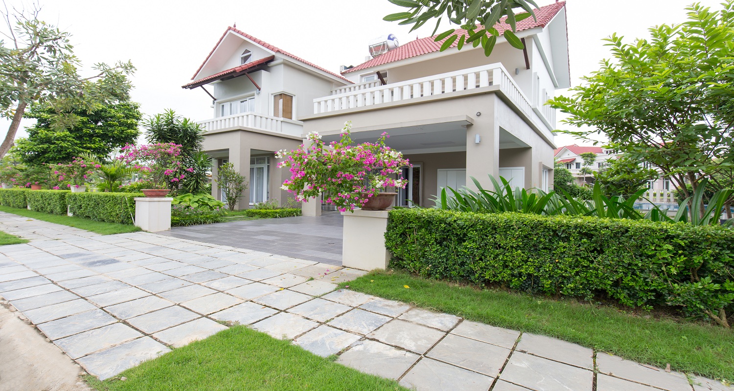 executive pool villa 2